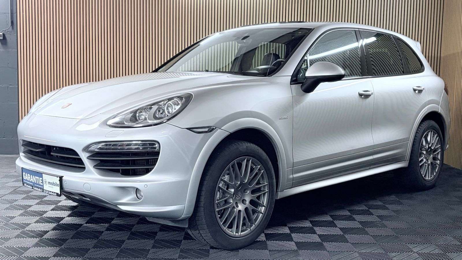 Second hand Porsche Cayenne 