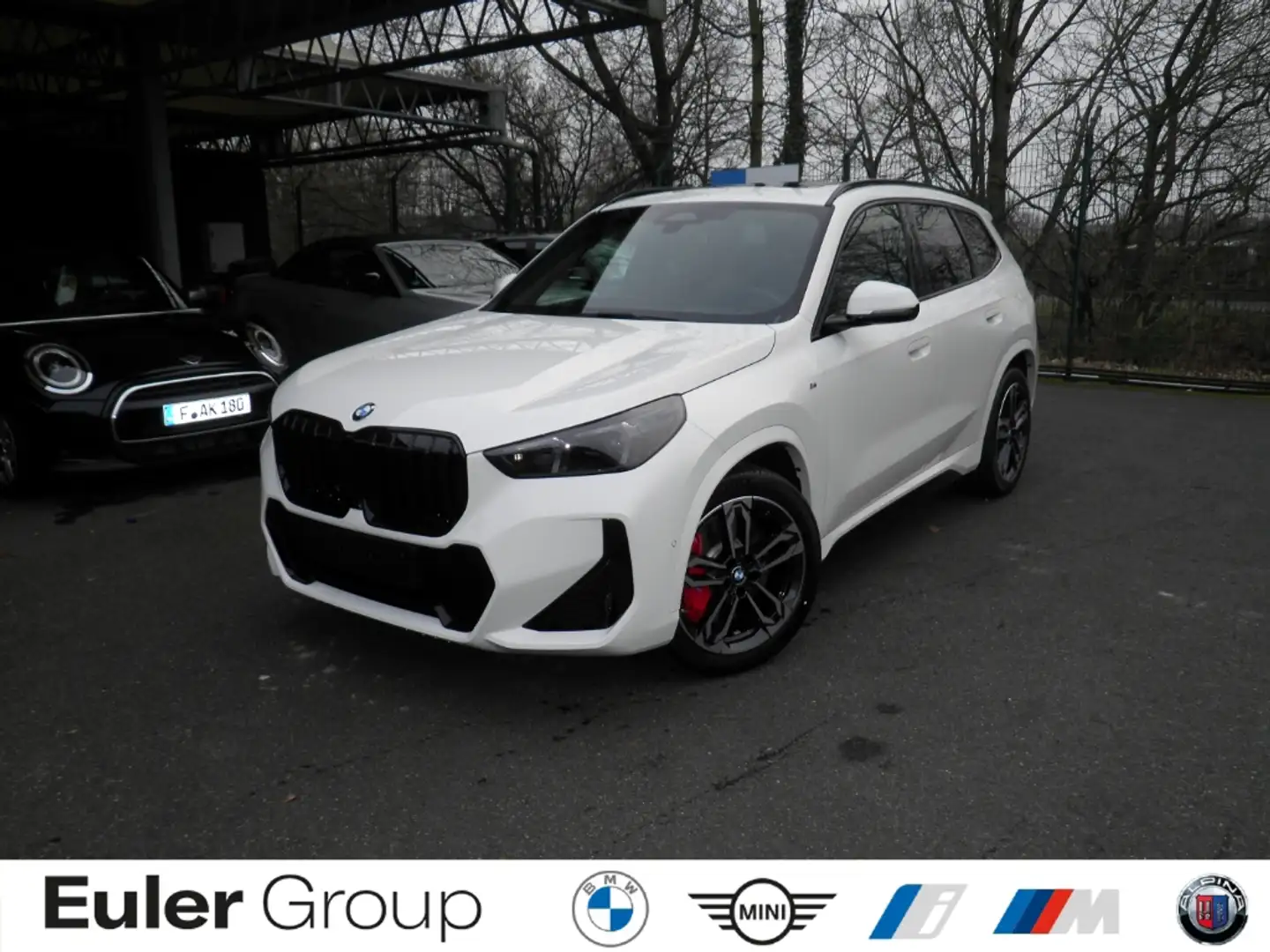 BMW X1 xDrive 20d U11 B47 Sportpaket HUD AD AHK-klappbar Weiß - 1