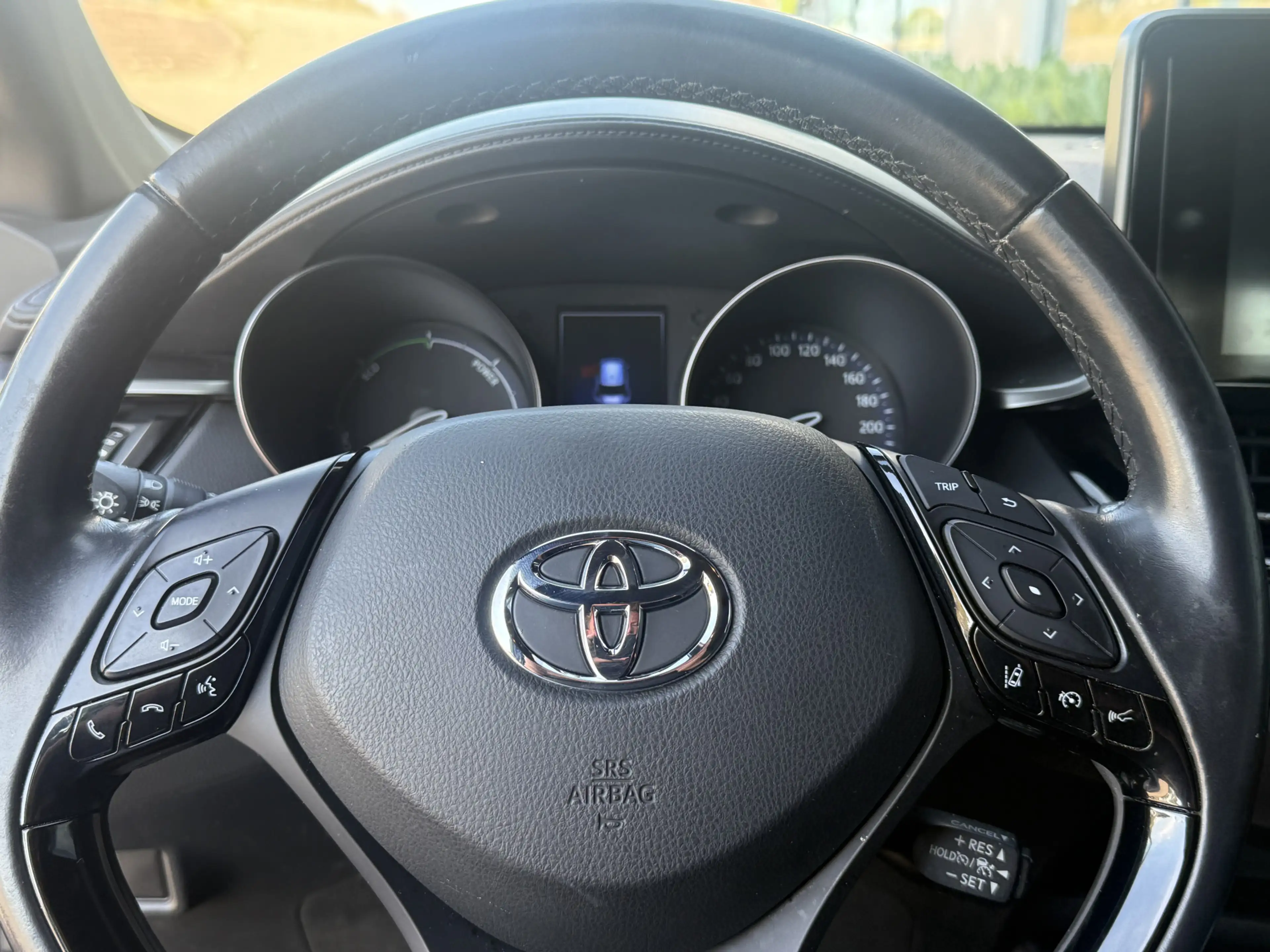 Toyota C-HR 1.8 Hybrid Active — photo 14