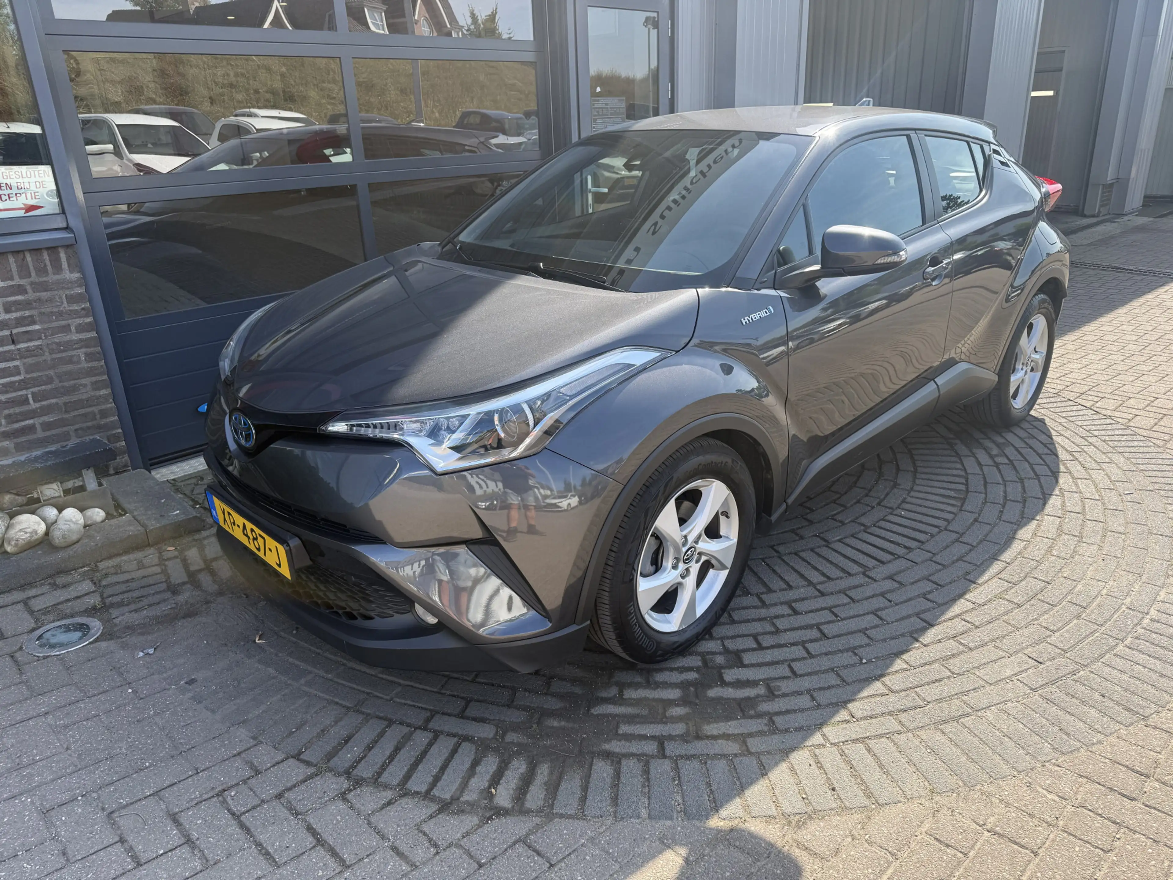 Toyota C-HR 1.8 Hybrid Active — photo 5