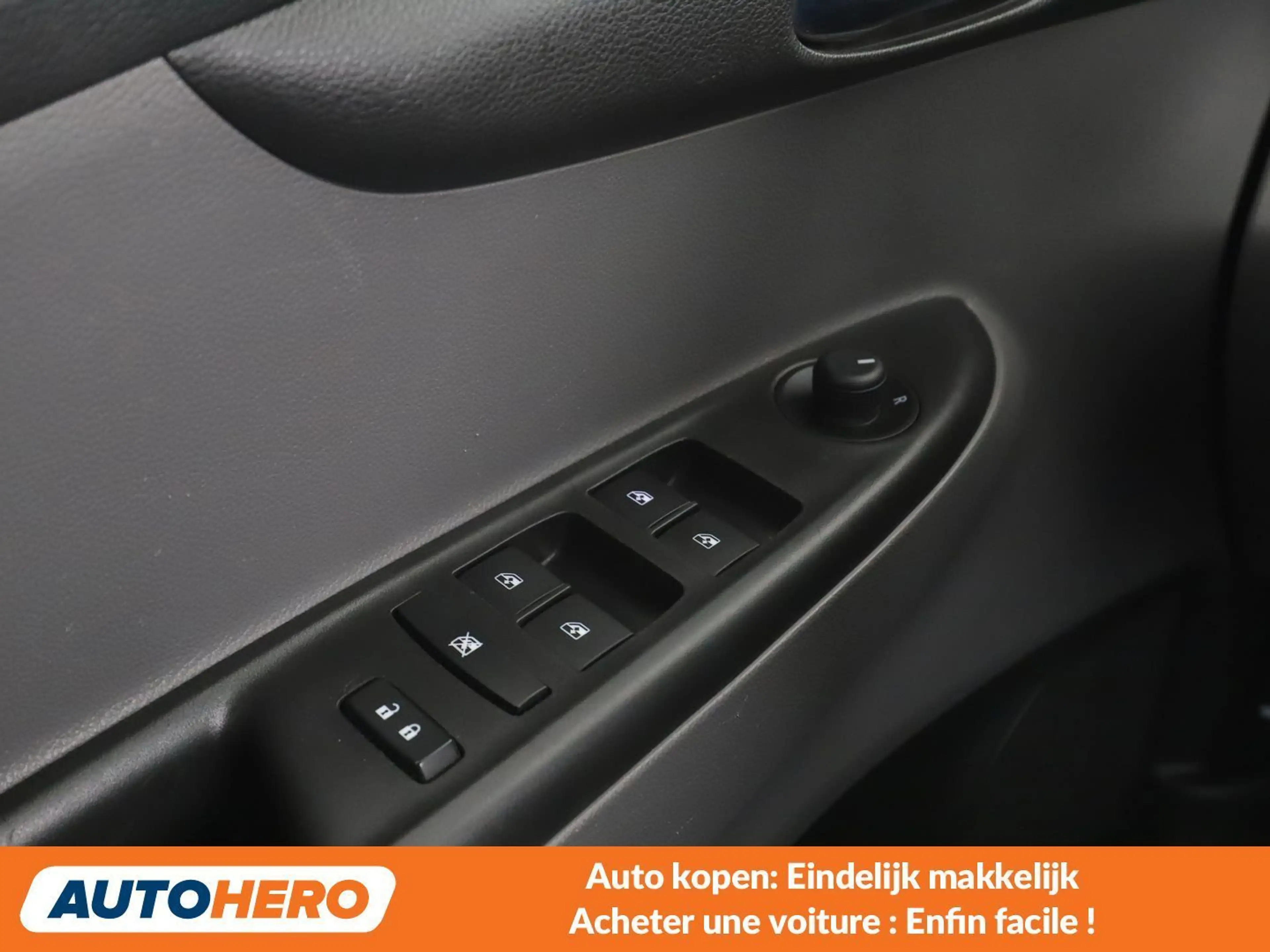Opel Karl 1.0 Innovation — photo 14
