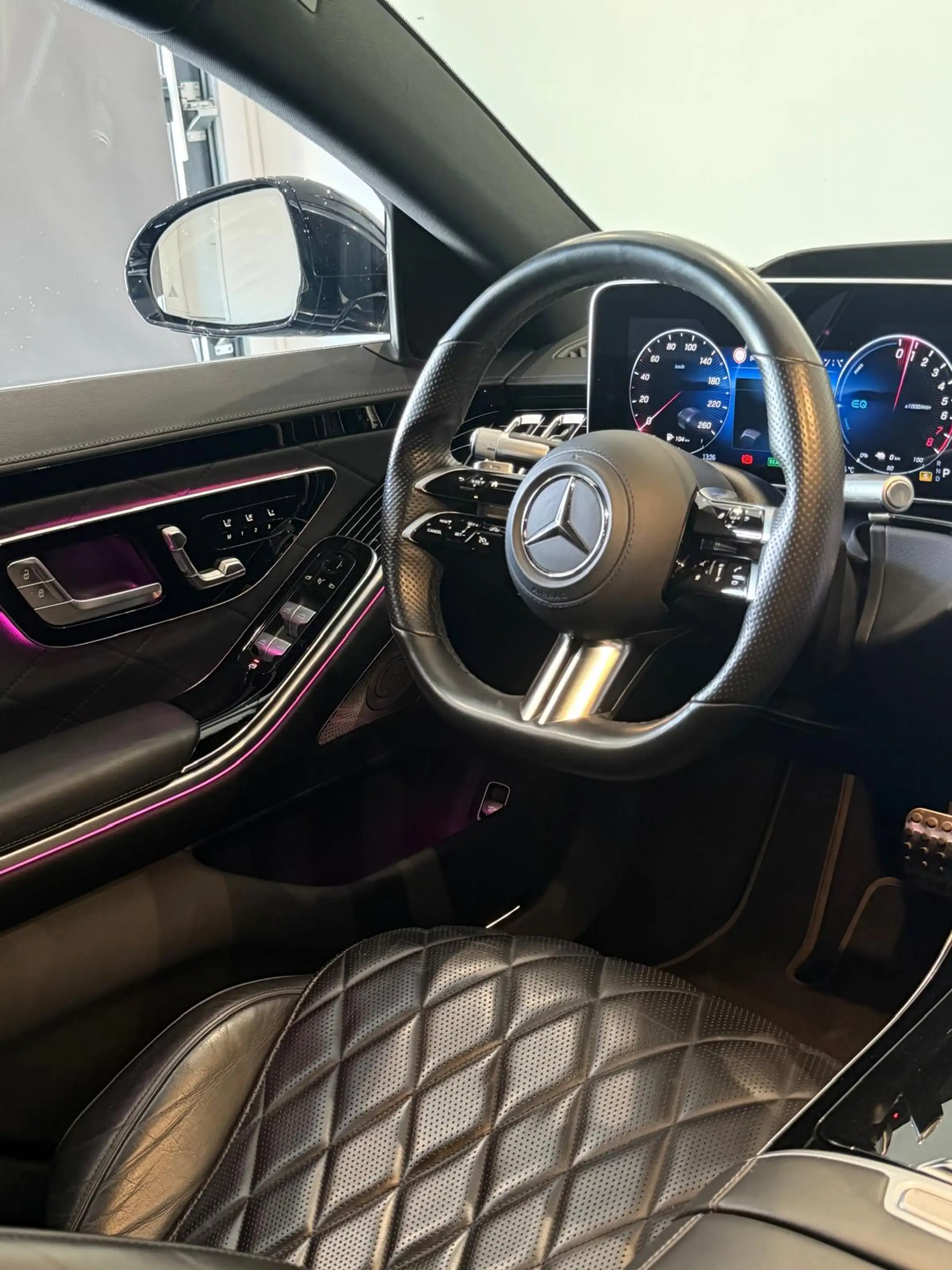 Mercedes-Benz S 580 S 580 e AMG-Line *Hinterachslenkung* — photo 32