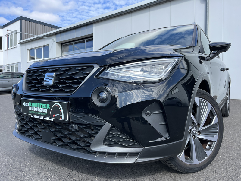 SEAT Arona 1.0 TSI FR 106€ m.20% Anz. Navi LED RFK Keyless