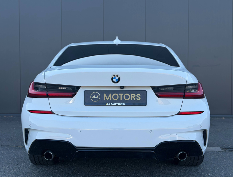 BMW 318 dA Berline 150cv - Pack M - HiFi - Keyless — photo 7