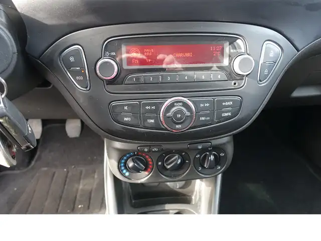 Opel Corsa-E view 15