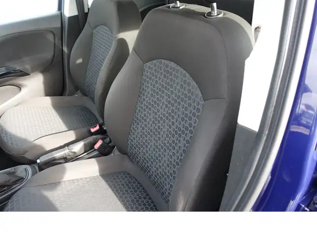 Opel Corsa-E view 8