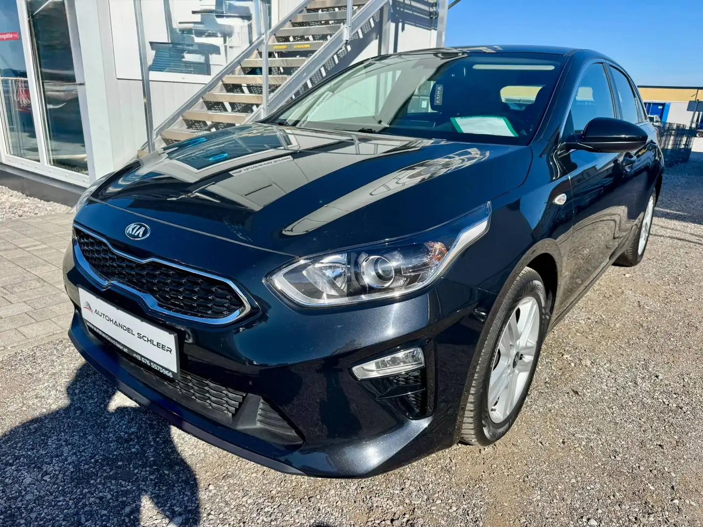 Kia Ceed / cee'd 1.6 CRDI PLUG HYBRID GOLD Schwarz - 1