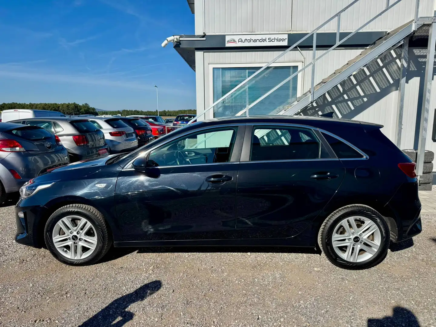 Kia Ceed / cee'd 1.6 CRDI PLUG HYBRID GOLD Schwarz - 2