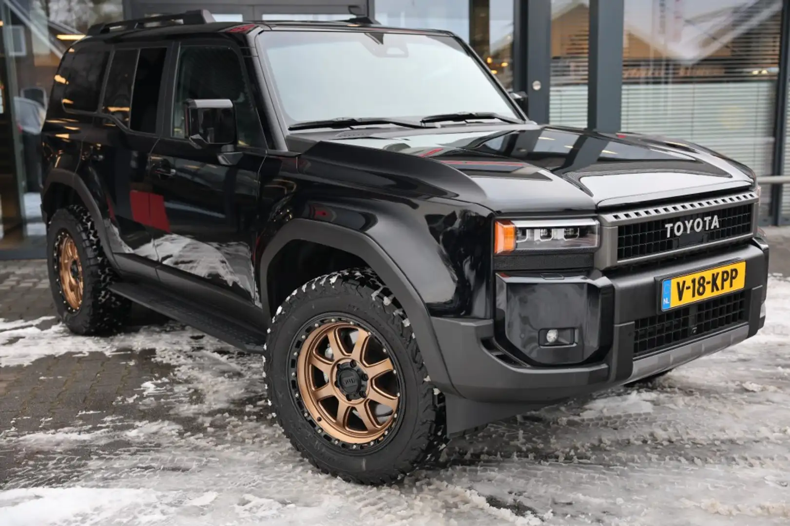 Toyota Land Cruiser 2.8 D-4D 5DRS PROFESSIONAL A/T VAN Noir - 1