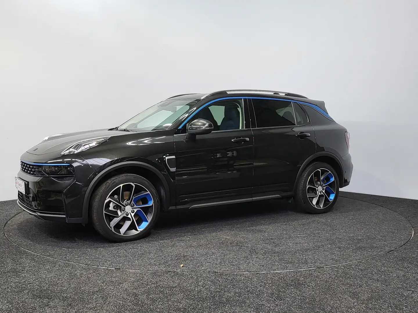 Lynk & Co 01 1.5 Turbo PHEV ~ Led ~ ACC ~ Pano ~ PDC ~MegaStock Noir - 1