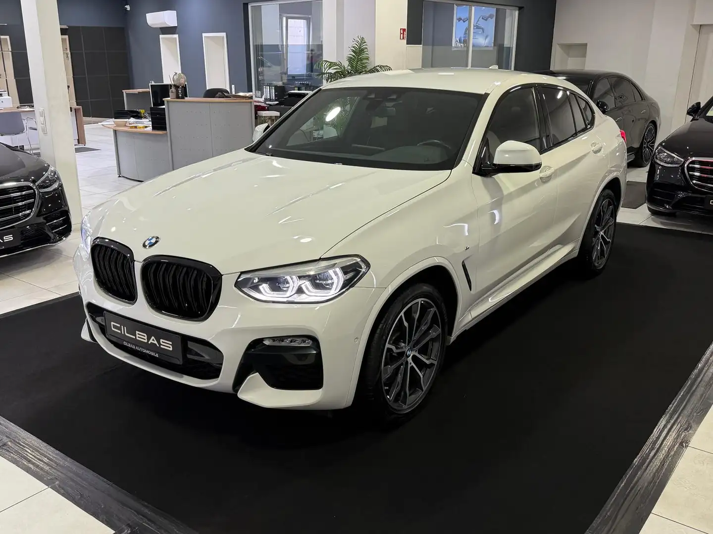BMW X4 xDrive 30 d M Sport *SHADOW*LEDER*ACC*KAM* Weiß - 1