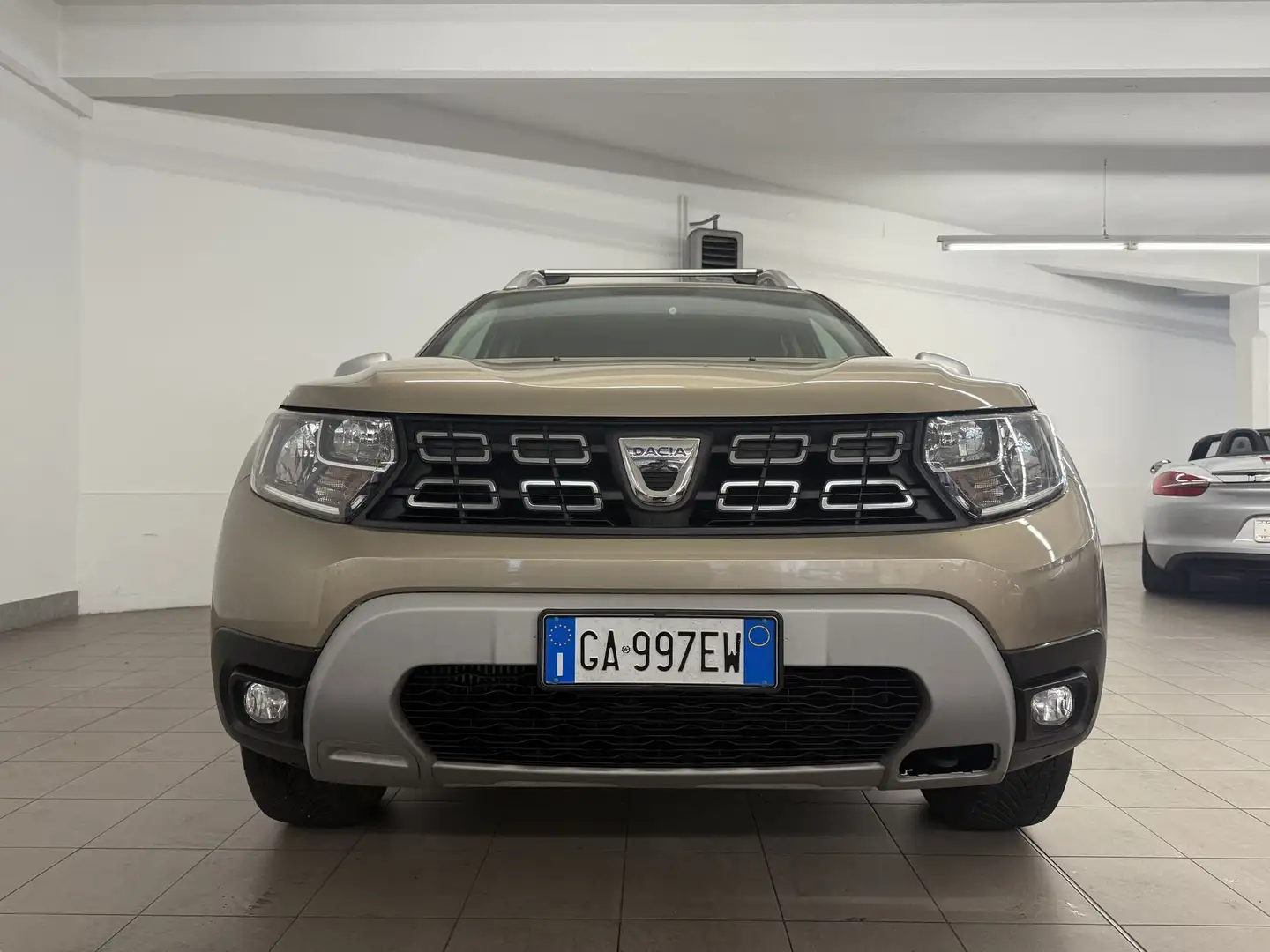 Dacia Duster 1.3 TCe 150 CV FAP 4x4 Techroad Золотий - 2