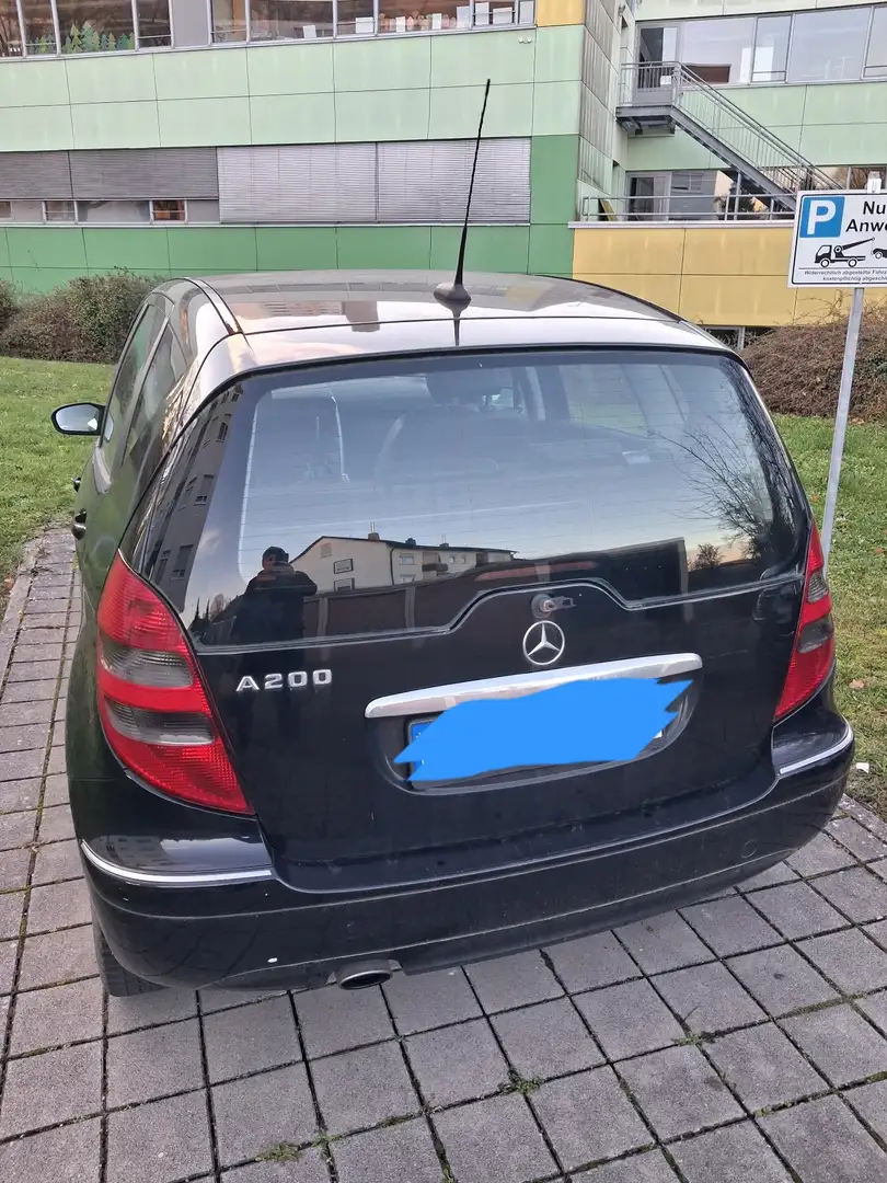 Mercedes-Benz 200 Avangarde - 2