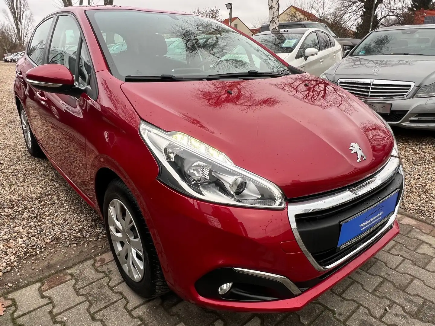 Peugeot 208 Active*Klima*58.TKM*PDC*Temp*TÜV NEU Rot - 2