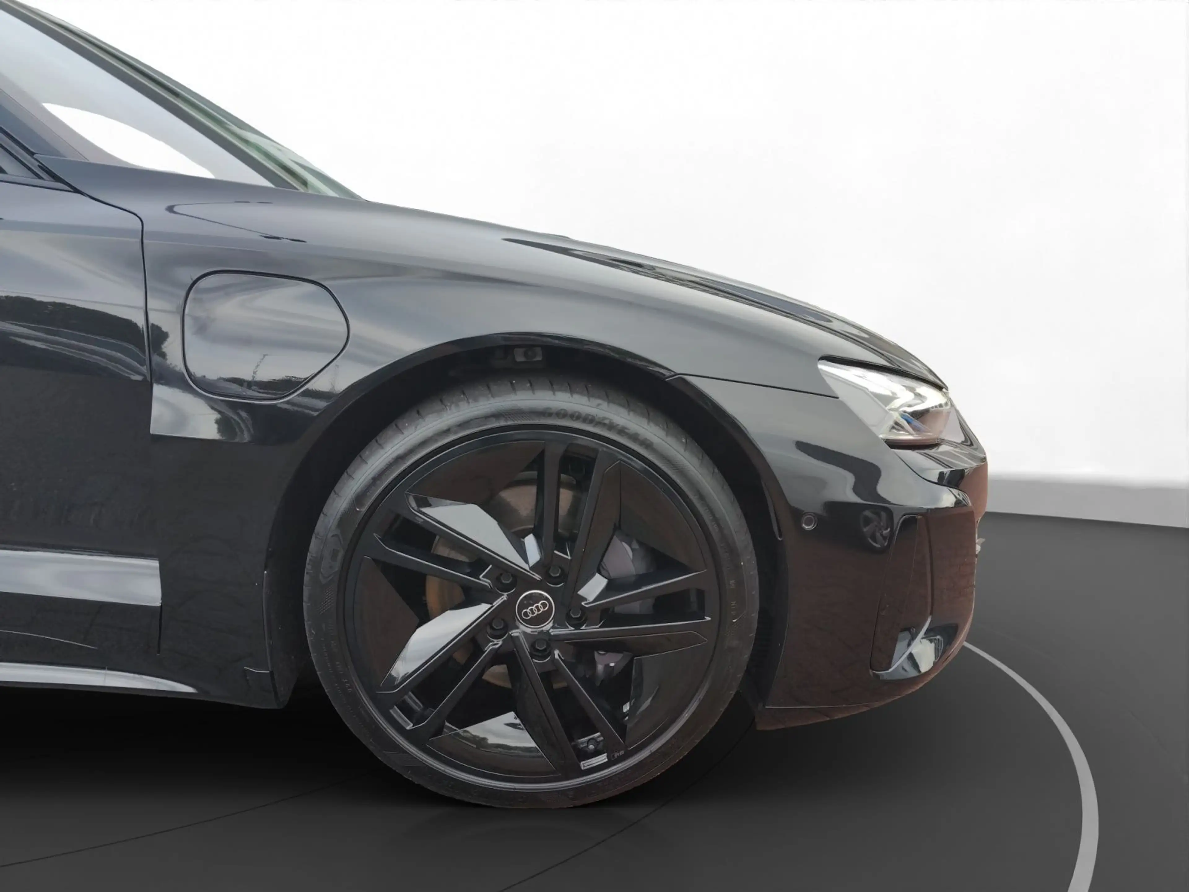 Audi e-tron GT e-tron GT basis quattro — photo 9