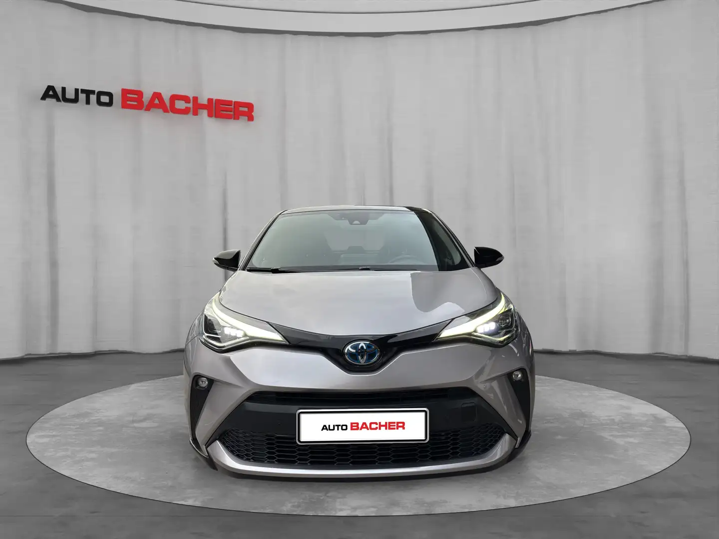 Toyota C-HR C-HR - 1,8 l Hybrid 4x2 C-lub Silber - 2
