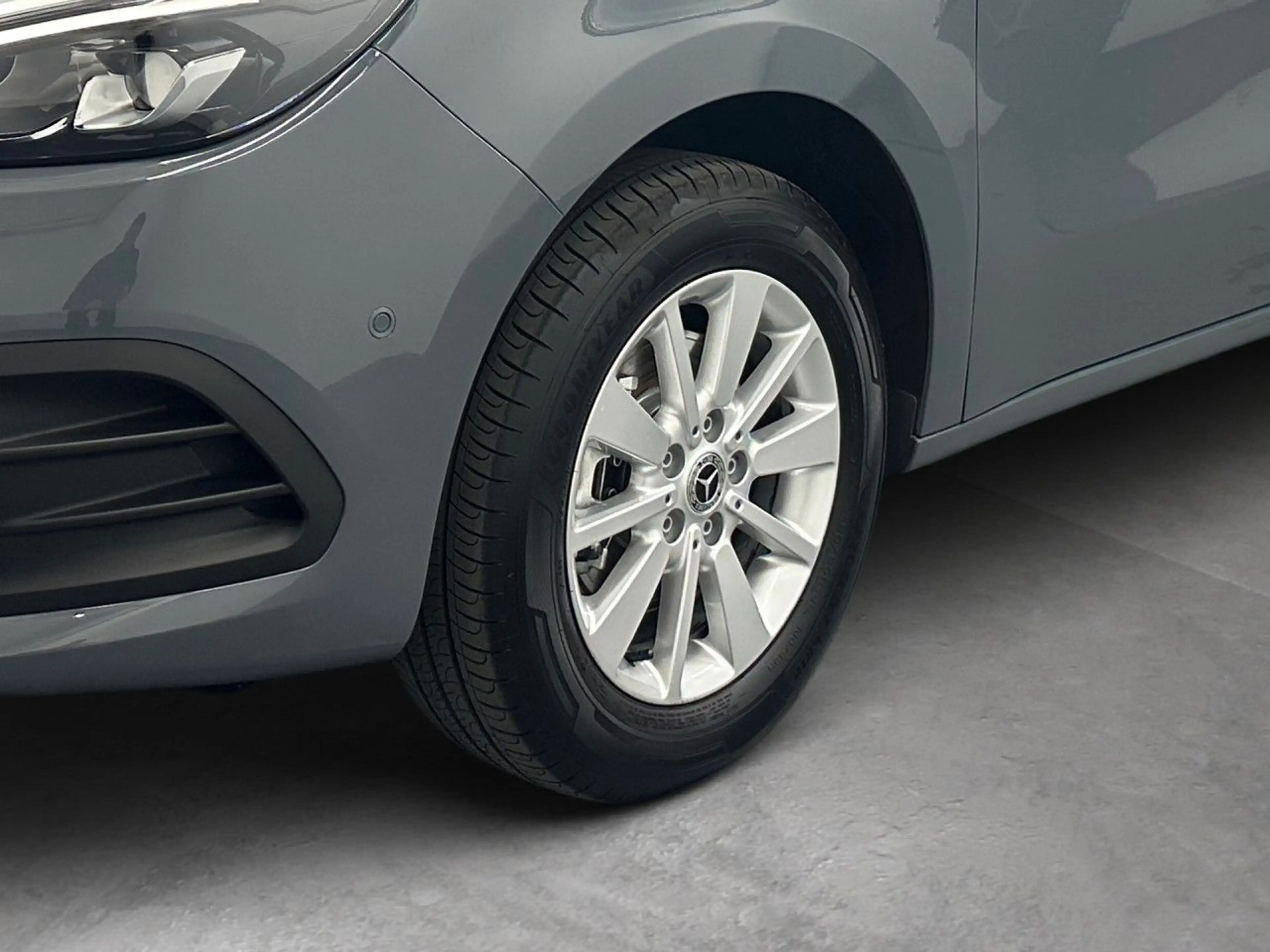 Mercedes-Benz EQT 200 Lang LED Kamera Spurhalt-Ass Klimaautom — photo 8