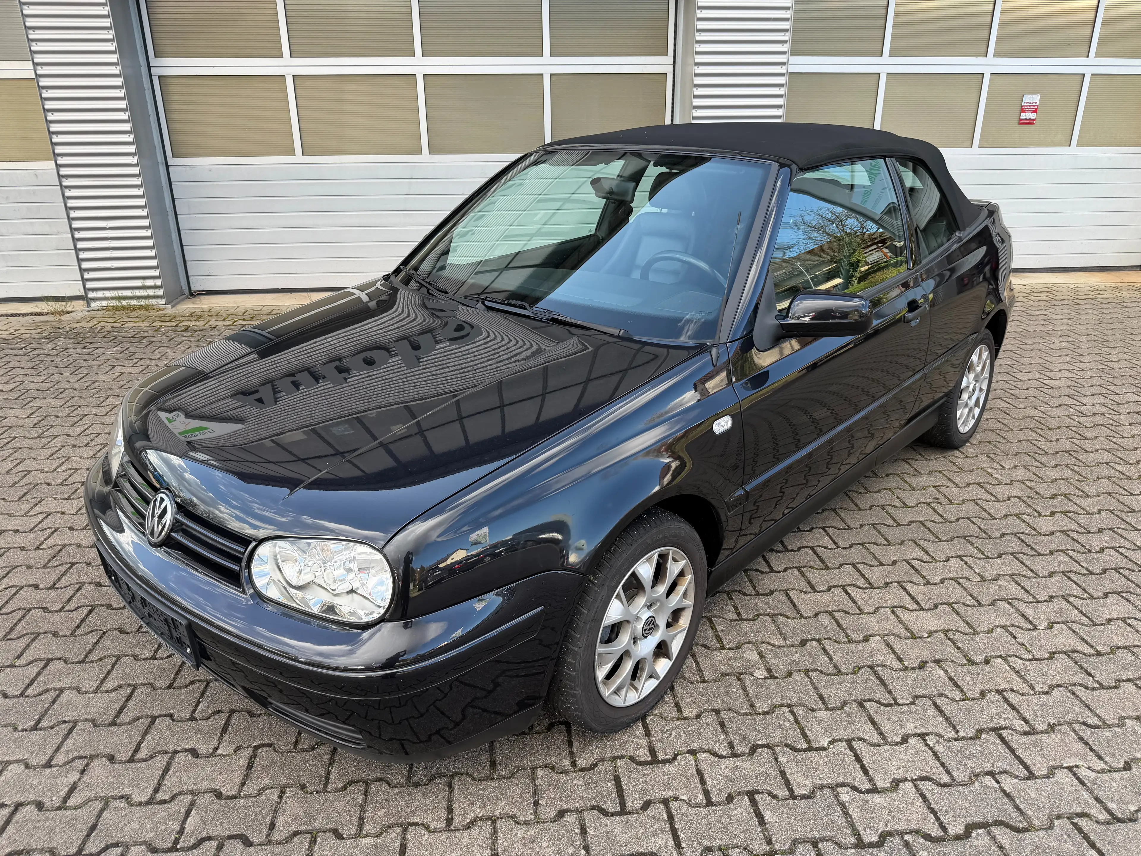 Volkswagen Golf Cabriolet Sommerfahrzeug 2.0 Colour Concept Sportsitze — photo 2