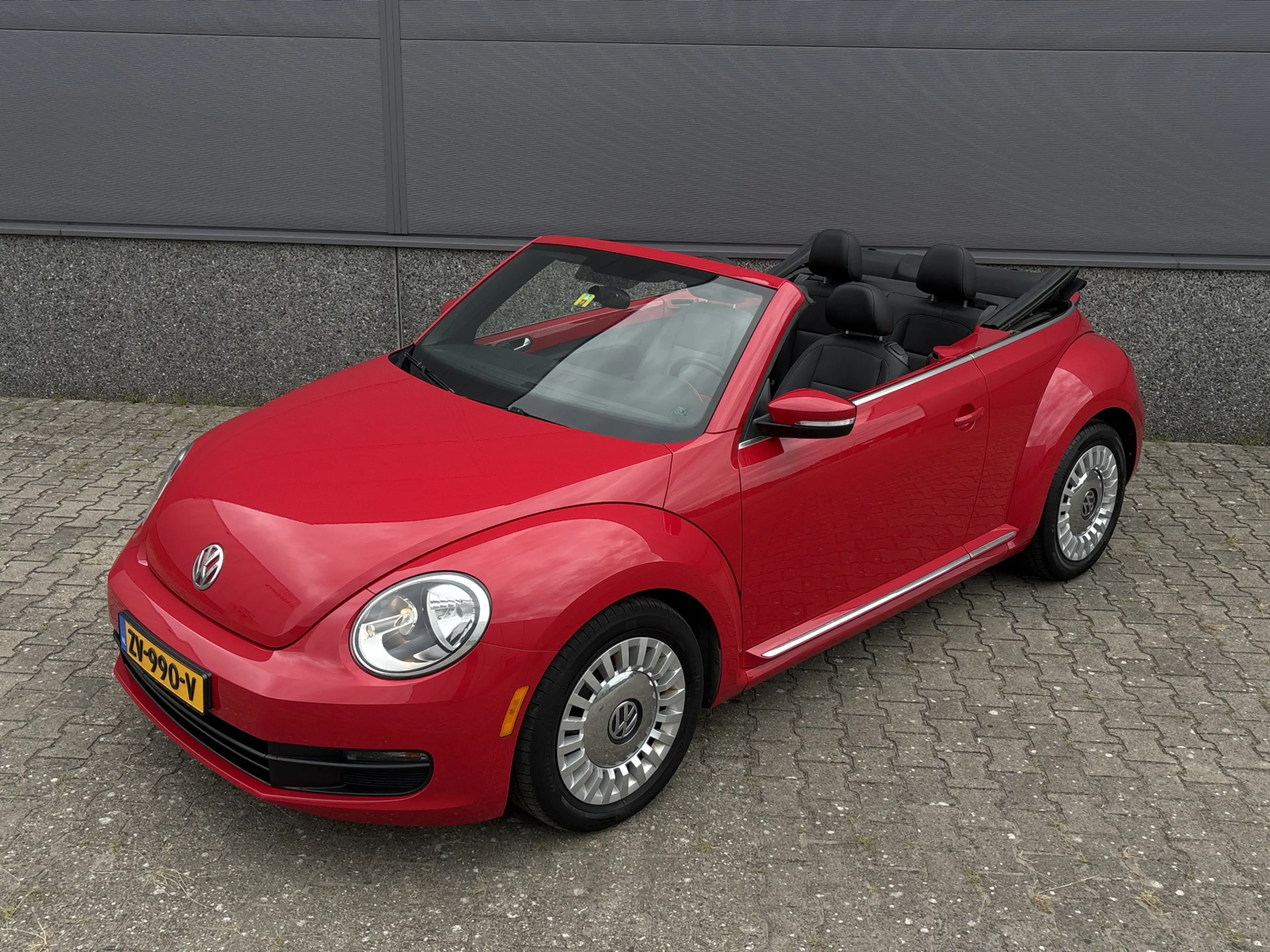 Volkswagen Beetle Cabrio 1.8T Premium - Automaat - Cruise Control -