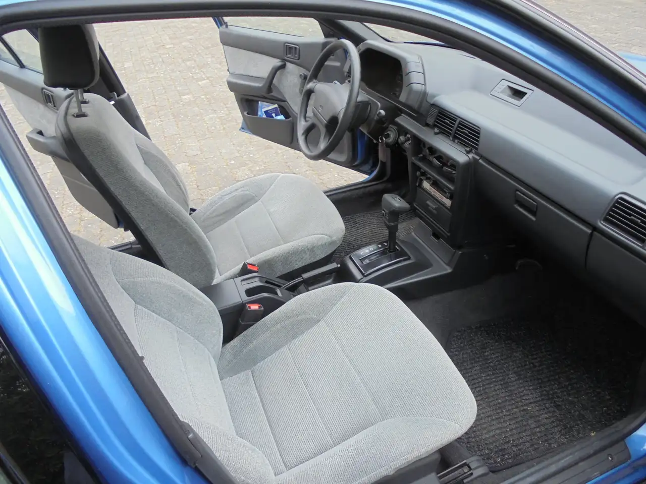 Mitsubishi Lancer 1500 Automatik GLXi, foto 12