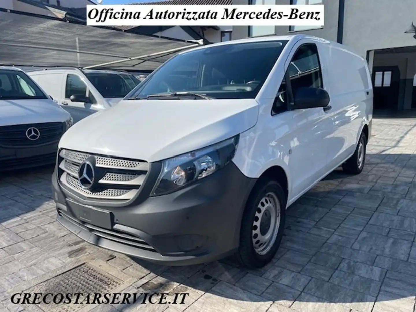 Mercedes-Benz Vito 119 4x4 Long Automatic Telecamera+CAR-PLAY Bianco - 1
