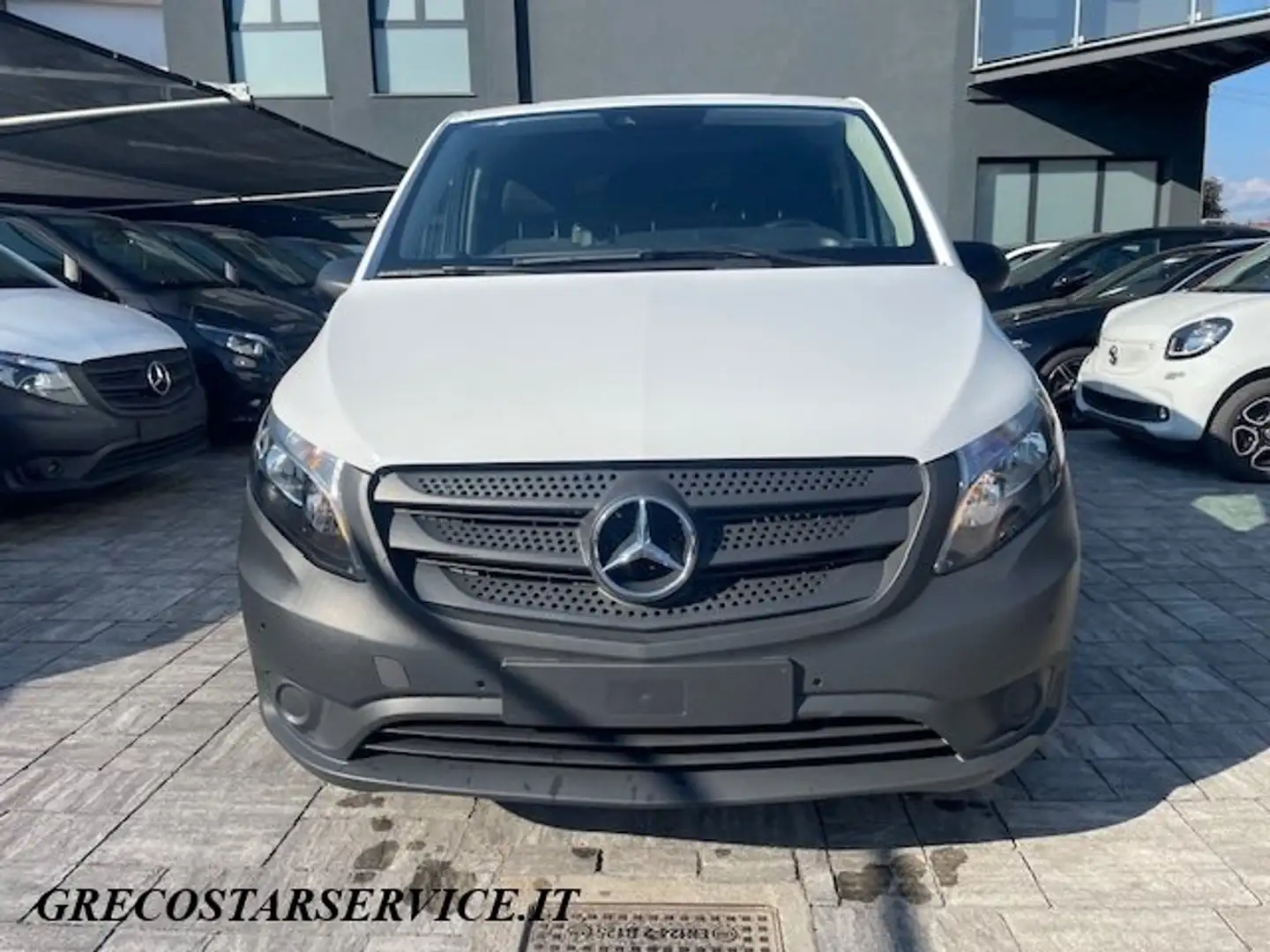 Mercedes-Benz Vito 119 4x4 Long Automatic Telecamera+CAR-PLAY Bianco - 2