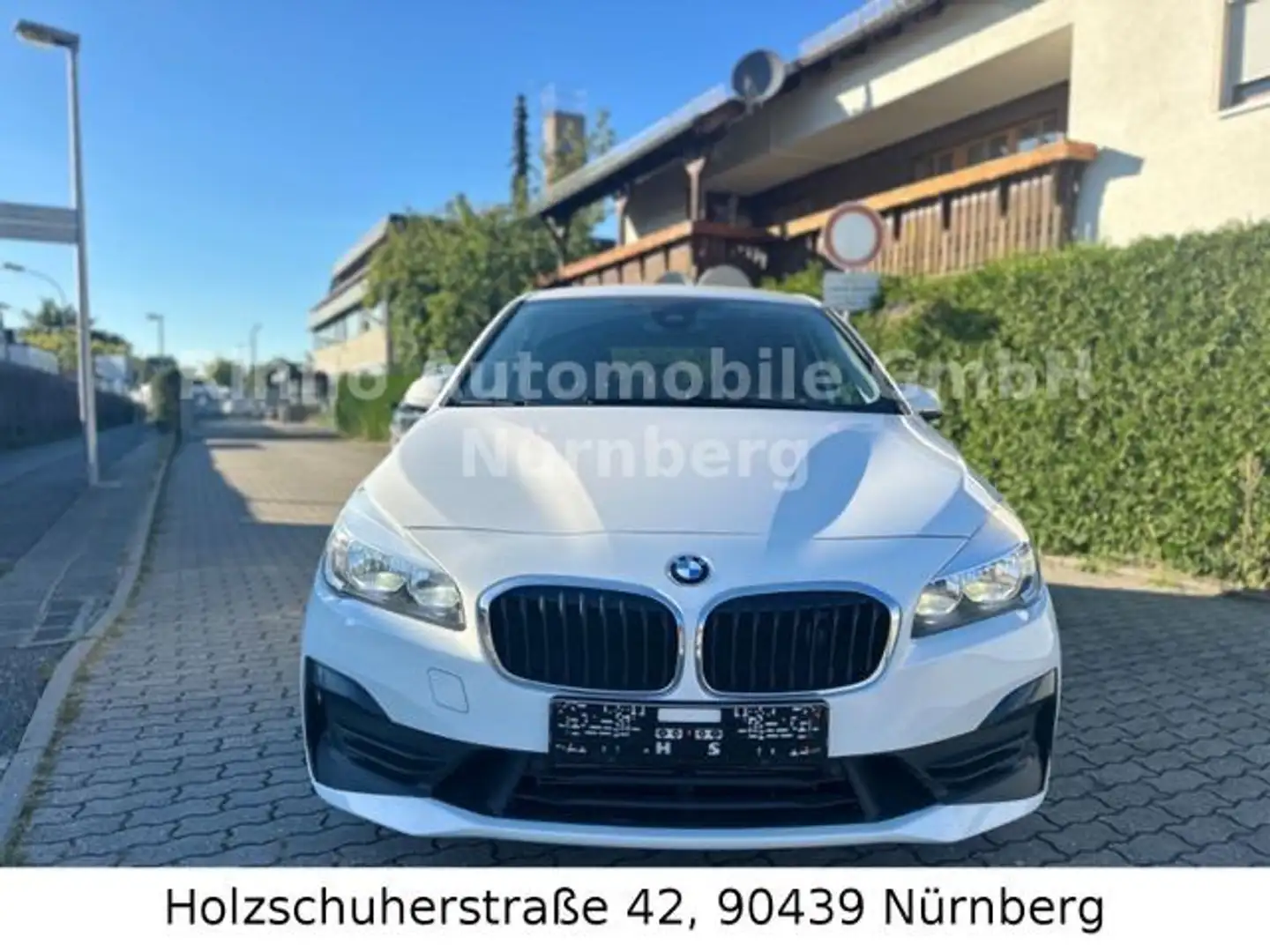 BMW 220 Advantage *Aut.*Navi*Stauass*SZ Blanc - 2