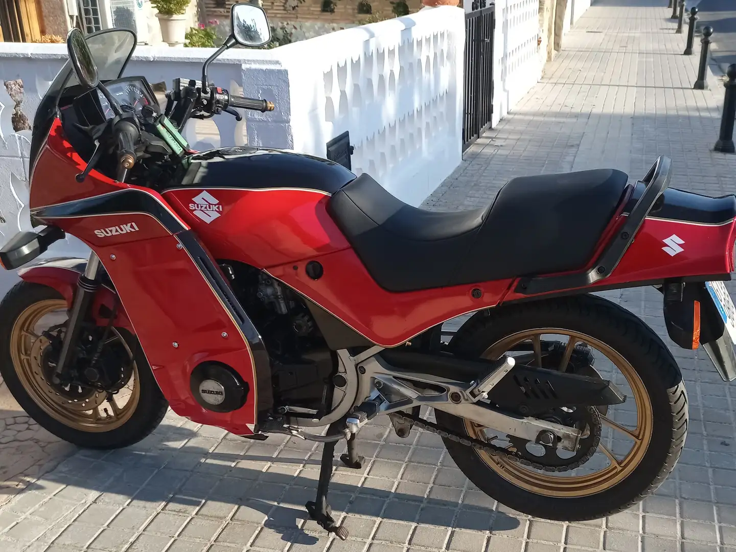 Suzuki GSX 550 Gsx550 16v Rouge - 1