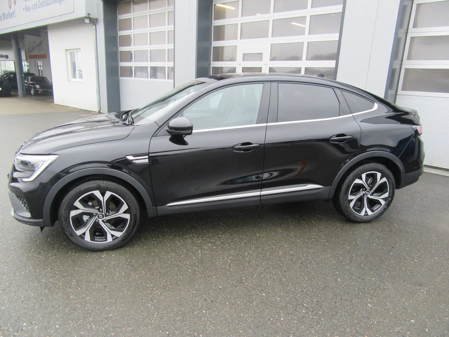 Renault Arkana Techno Mild Hybrid 140 EDC Schwarz - 2