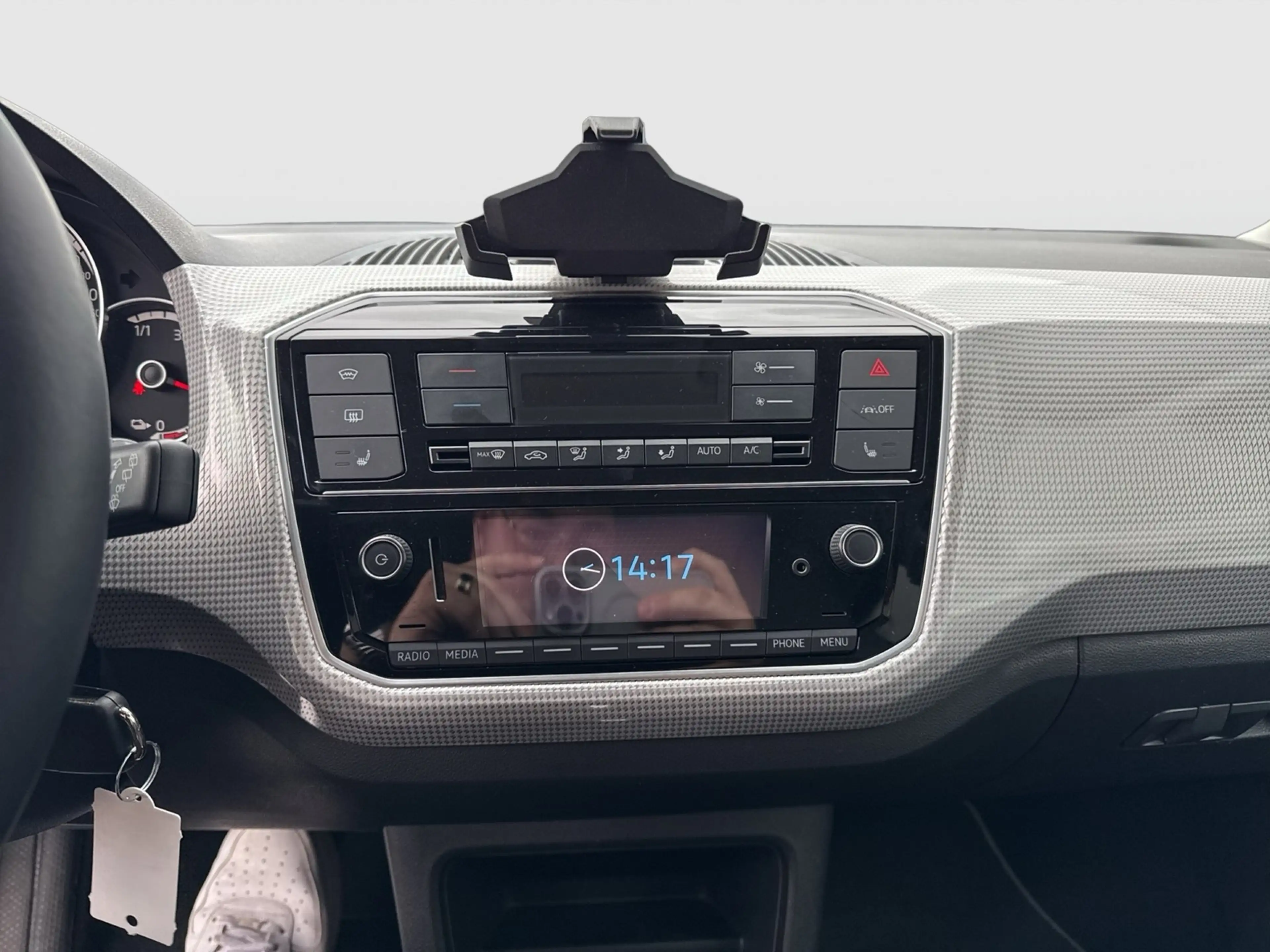 Volkswagen e-up! STYLE PLUS 4TÜREN ALU SITZHZ KLIMAAUTOMAT. — photo 10