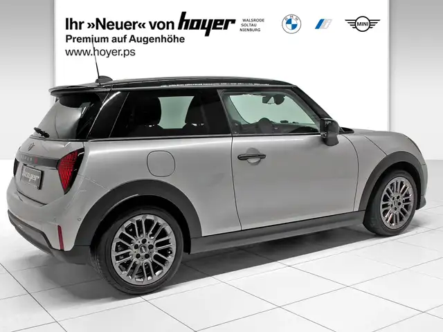 MINI Hatch view 2