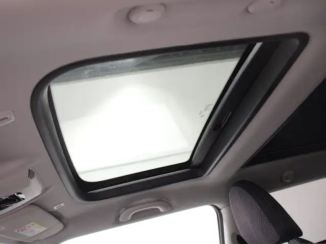 MINI Hatch view 9