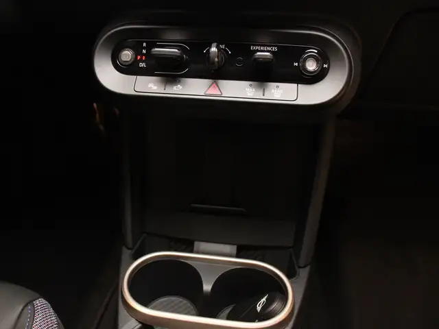 MINI Hatch view 7