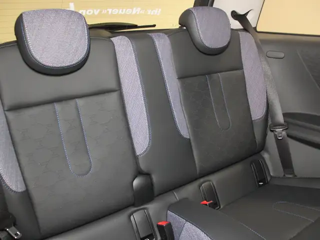 MINI Hatch view 8