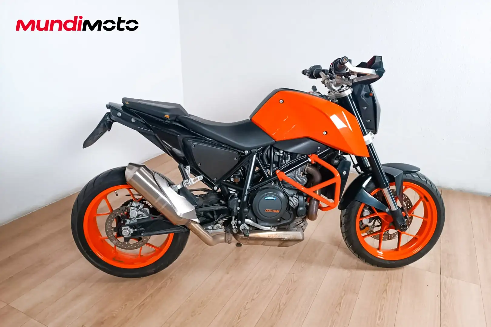 KTM 690 Duke - 1