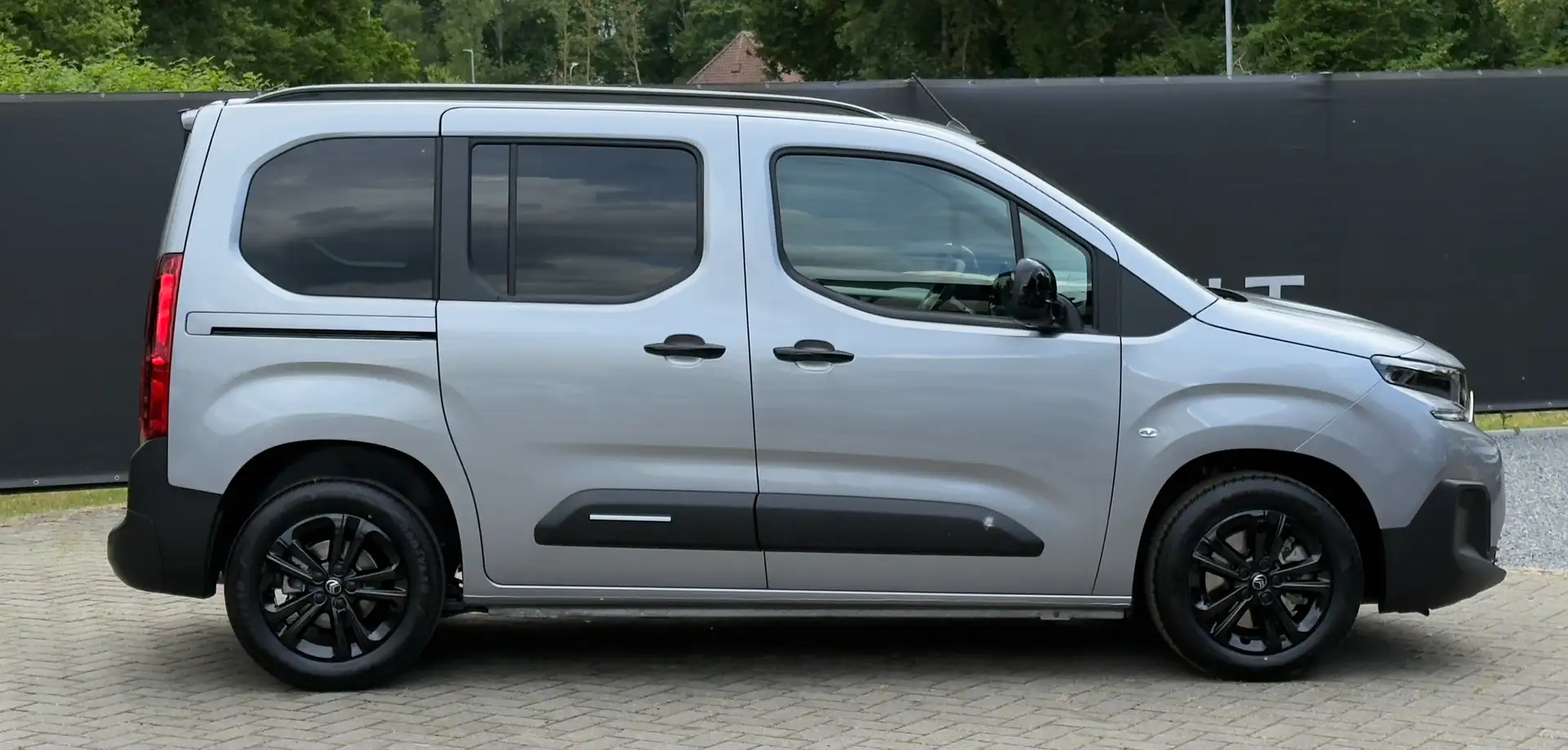 Citroen Berlingo 1.2 LED CAMERA CARPLAY DAB BIZONE AC CRUISECONTROL Zilver - 2