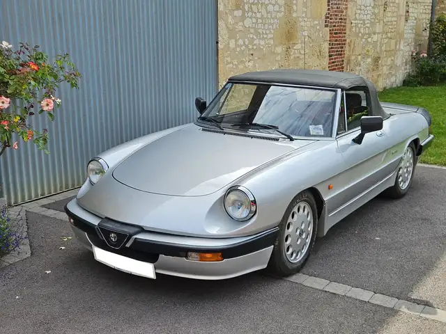 Alfa Romeo Spider Spider 2.0 Quad.Verde 128 Hard top 1ère Main