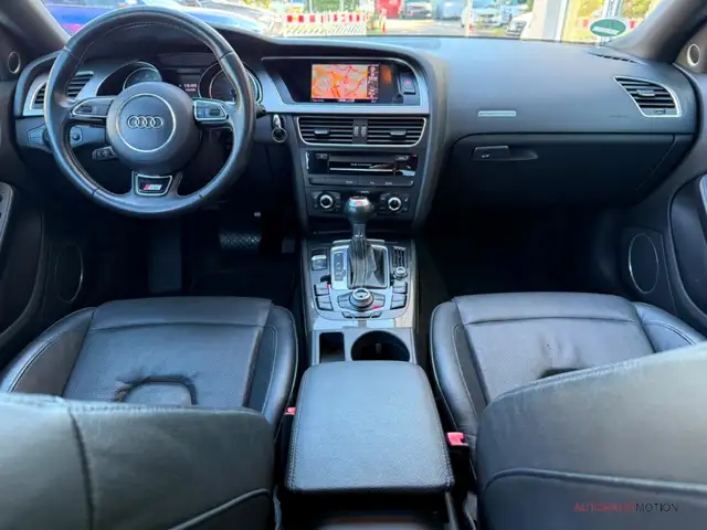 Audi S5 view 15
