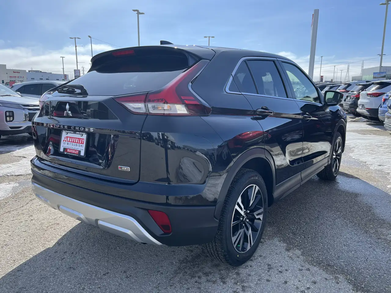 Mitsubishi Eclipse Cross снимка Mitsubishi Eclipse Cross