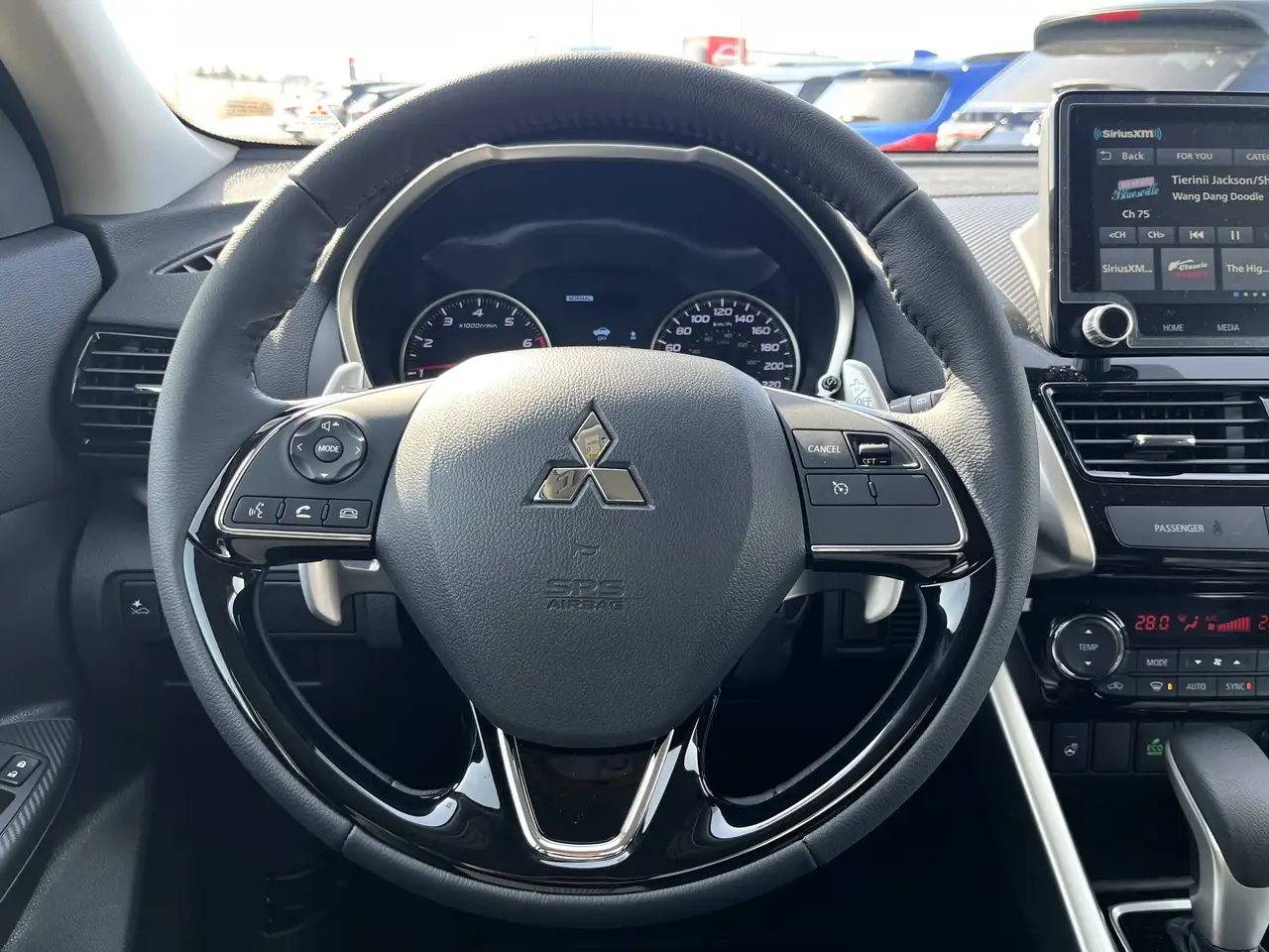 Mitsubishi Eclipse Cross снимка Mitsubishi Eclipse Cross