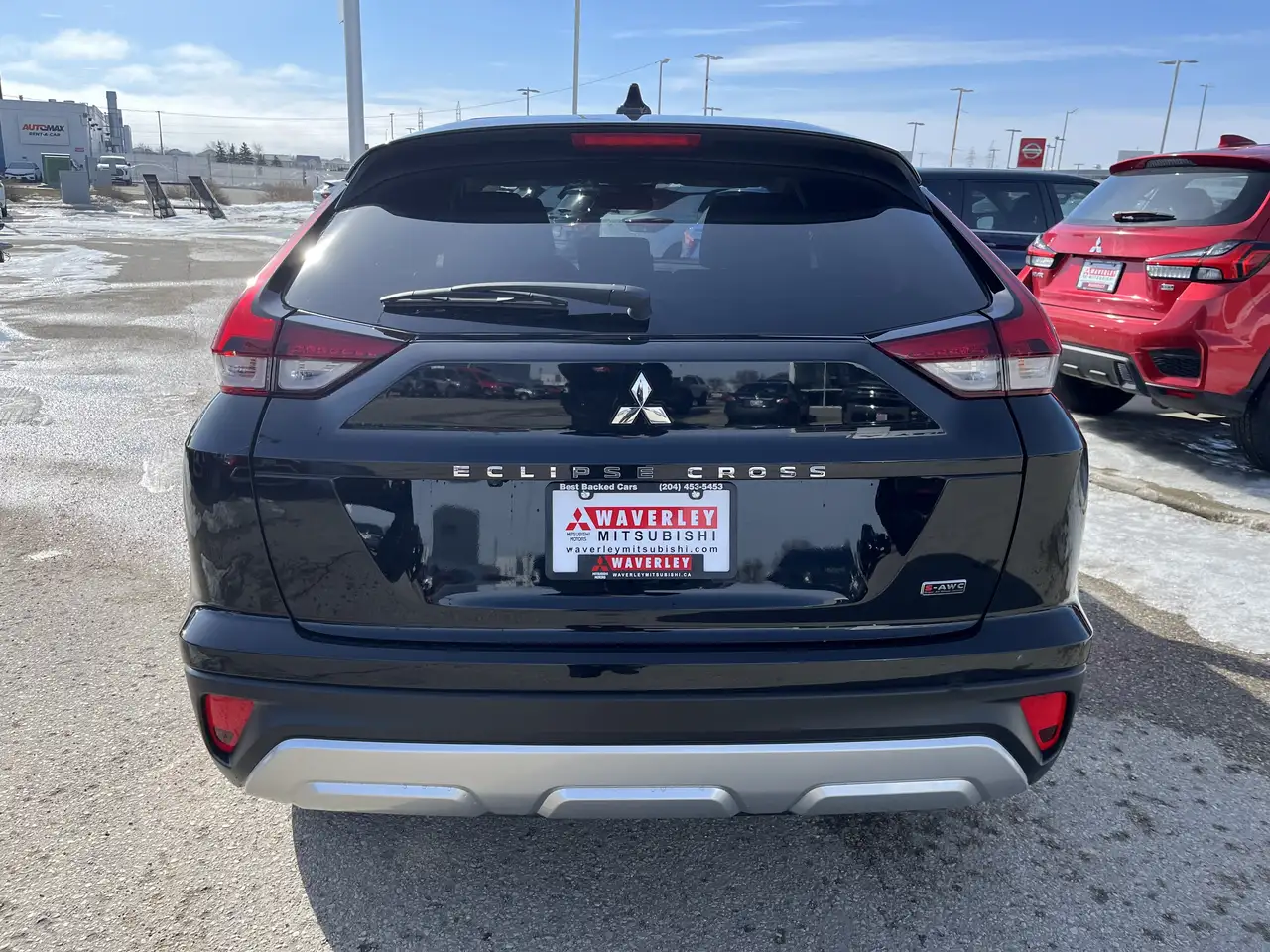 Mitsubishi Eclipse Cross снимка Mitsubishi Eclipse Cross