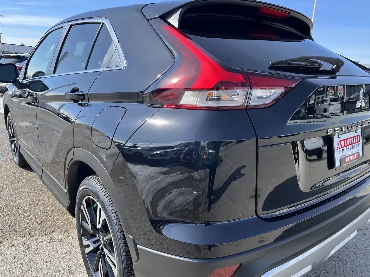 Mitsubishi Eclipse Cross снимка Mitsubishi Eclipse Cross