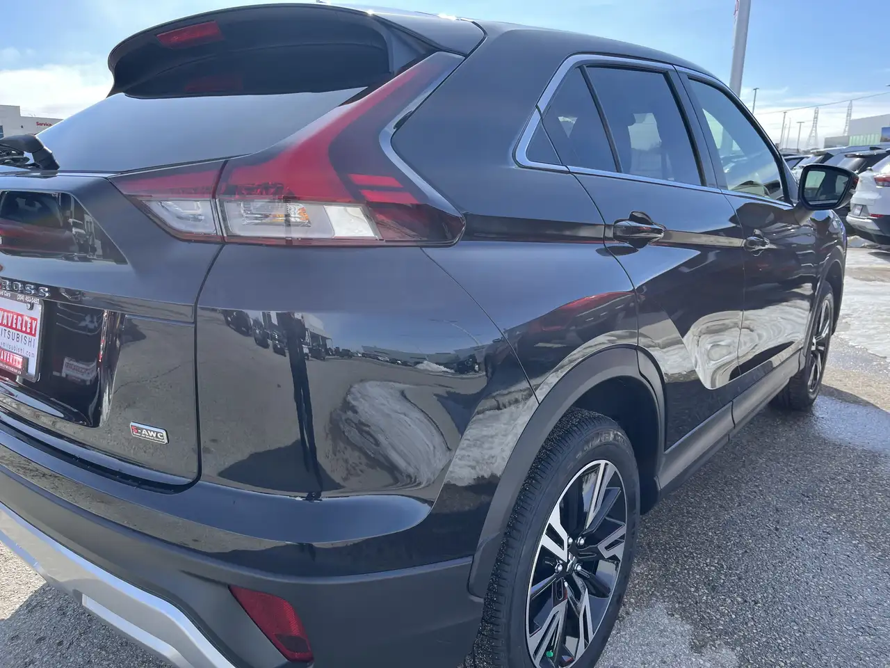 Mitsubishi Eclipse Cross снимка Mitsubishi Eclipse Cross
