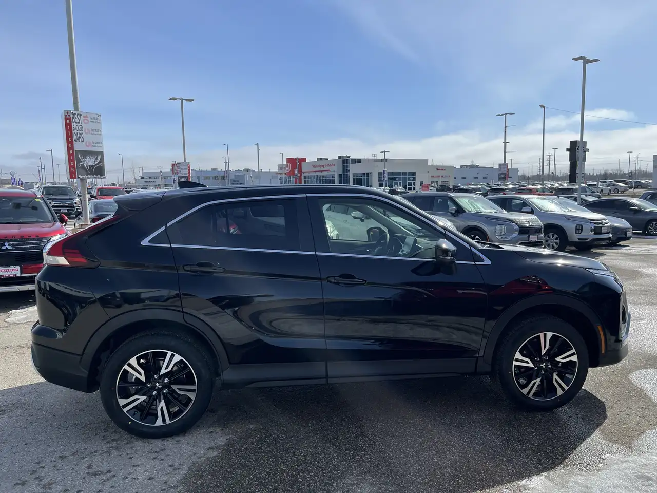 Mitsubishi Eclipse Cross снимка Mitsubishi Eclipse Cross