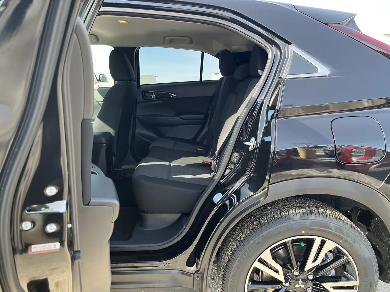 Mitsubishi Eclipse Cross снимка Mitsubishi Eclipse Cross