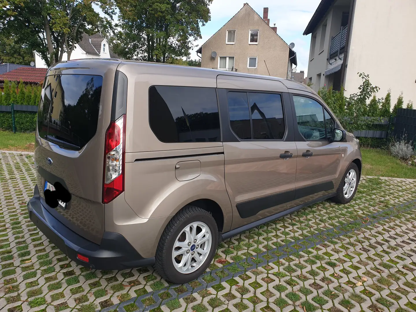 Ford Tourneo Connect Tourneo Connect Diesel Grand 1.5 EcoBlue 7 Sitzer - 2