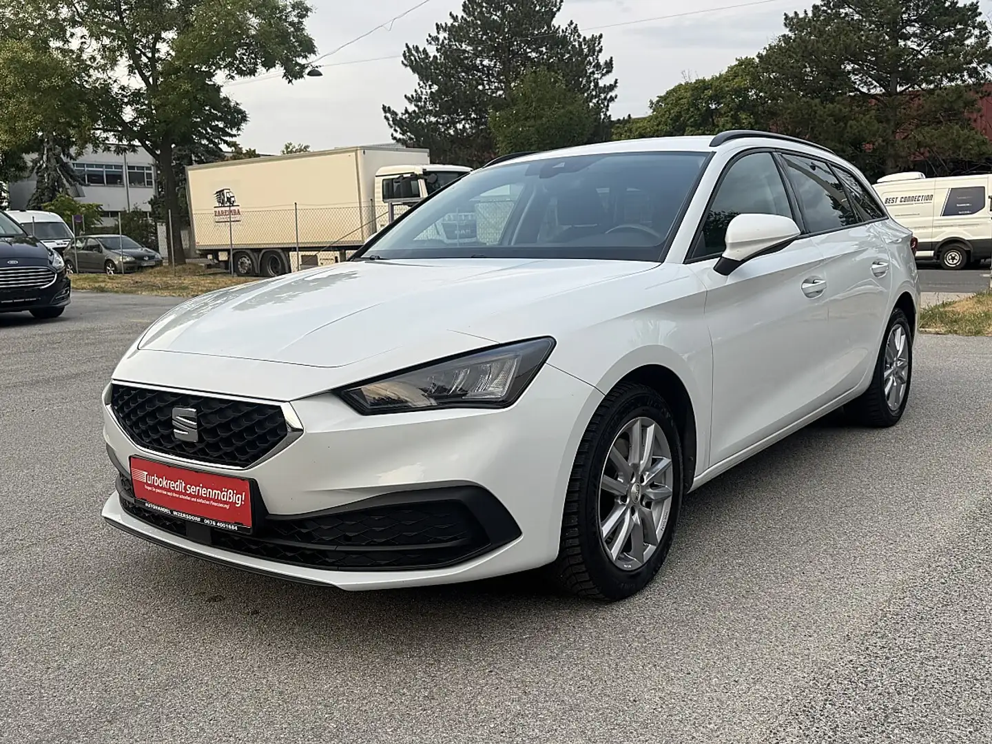 SEAT Leon SP Reference 2,0 TDI / 1BESITZ / WINTER PAKET /... Weiß - 1