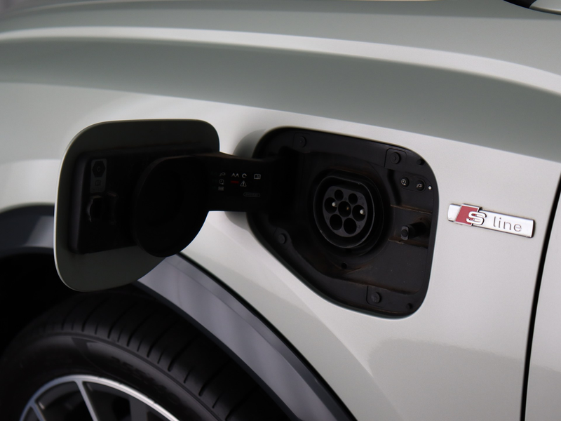 Audi Q3 Sportback 45 TFSI e Advanced Edition S-Line (Matri — photo 9