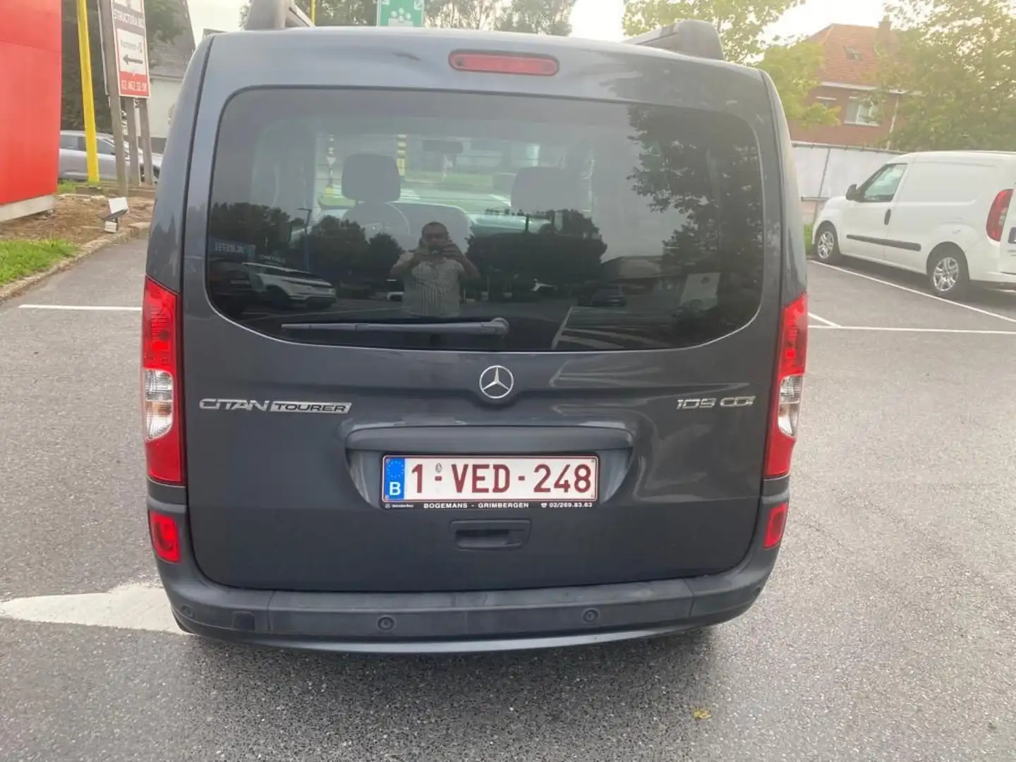 Mercedes-Benz Citan 1.5 CDI A2 Family BE Start/Stop (EU6) Zwart - 2