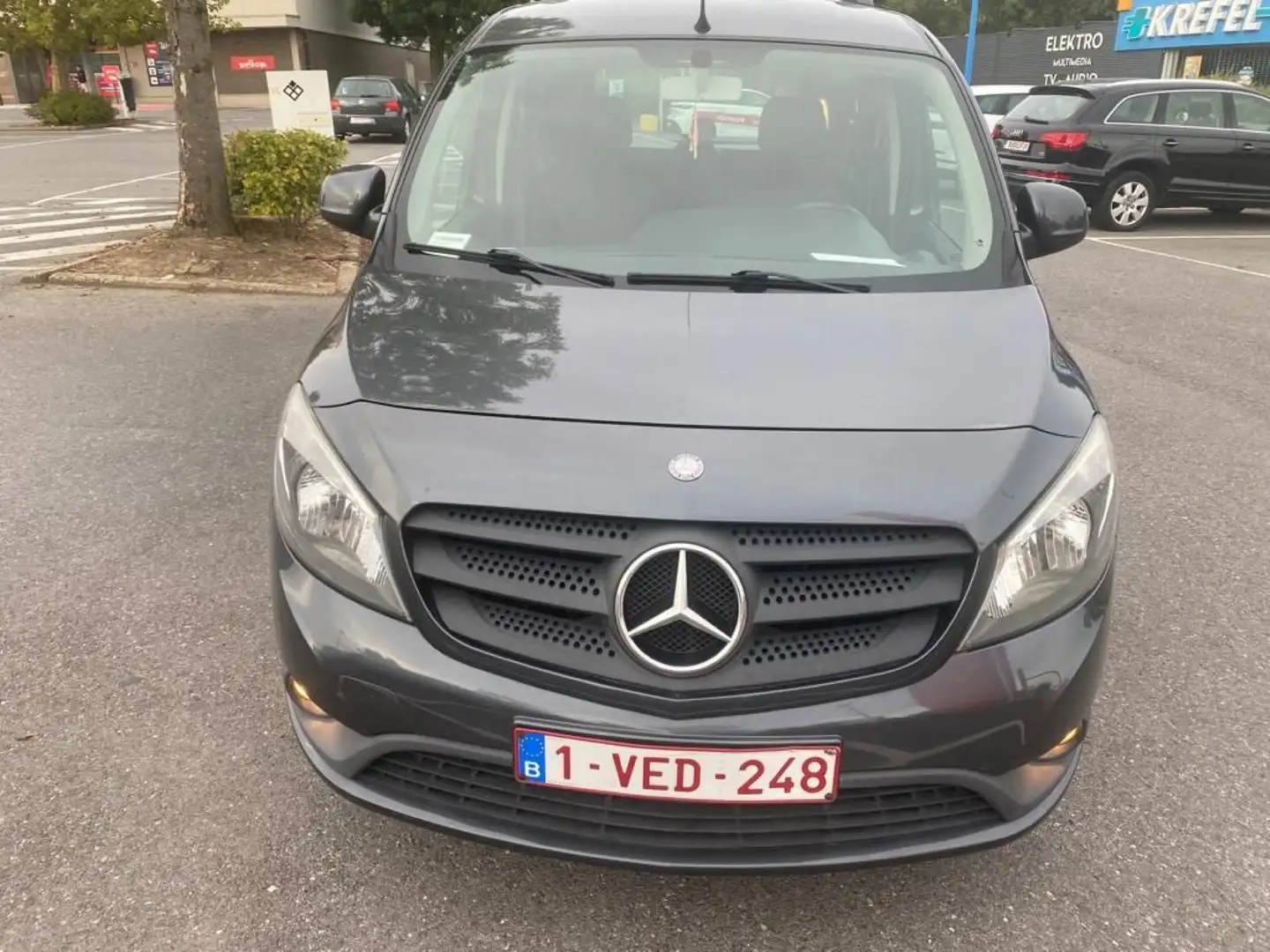 Mercedes-Benz Citan 1.5 CDI A2 Family BE Start/Stop (EU6) Zwart - 1